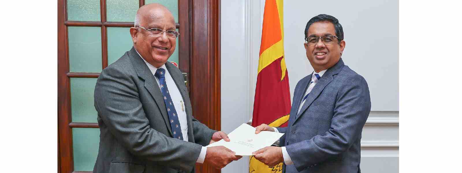 ජෝන් කොතලාවල විශ්වවිද්‍යාලයට නව කුලපතිවරයෙක්
